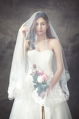 Свадебное платье Цвет Белый, Размер M